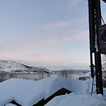 Apartman Loghouse In Arctic Wonderland! Kvaloya