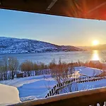 Apartman Loghouse In Arctic Wonderland! Kvaloya