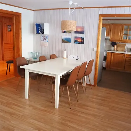 Loghouse In Arctic Wonderland! شقة