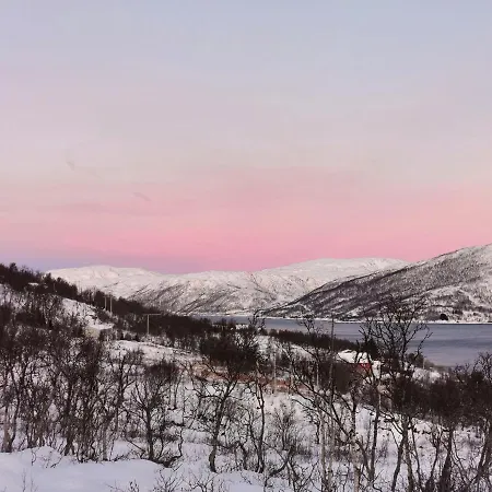 شقة Loghouse In Arctic Wonderland! Kvaloya