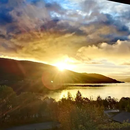 Apartman Loghouse In Arctic Wonderland! Kvaloya