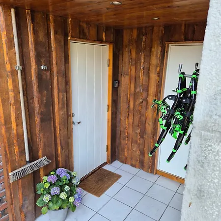 Loghouse In Arctic Wonderland! Apartman Kvaloya