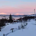 Loghouse In Arctic Wonderland! *