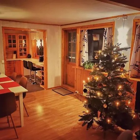 Loghouse In Arctic Wonderland! Kvaloya